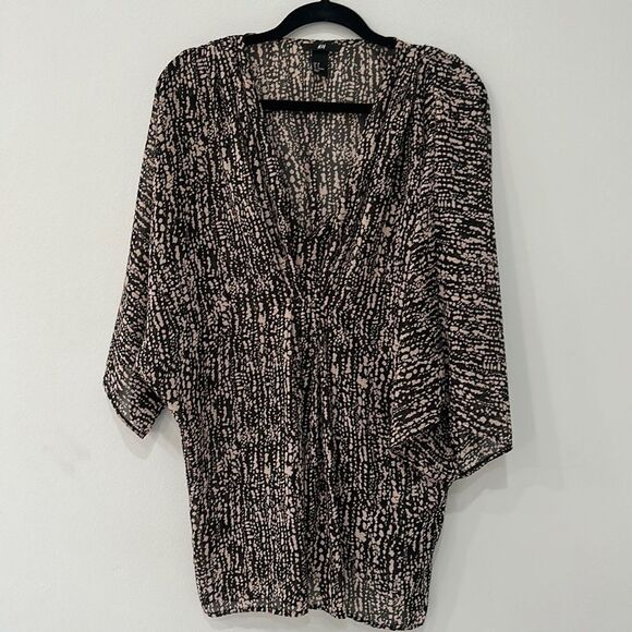 H&M Top/Kimono Woman Black & White Short Sleeves Sz 8 - Picture 1 of 12